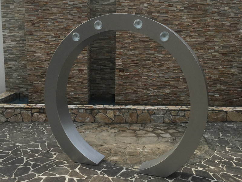 結婚式場モニュメント